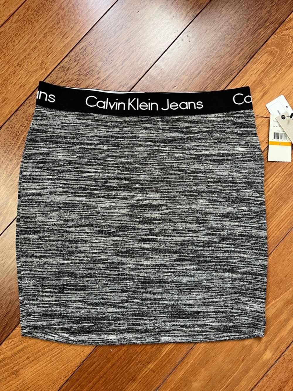 NWT Calvin Klein Jeans Stretch Logo Miniskirt